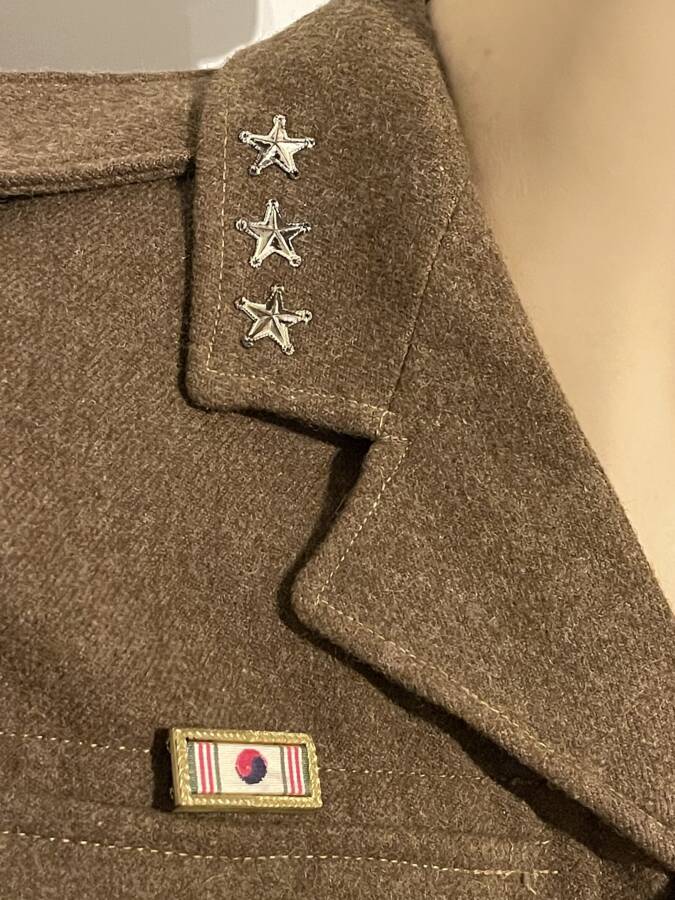 Norwegian military uniform for troops in NORMASH (the Norwegian Mobile Army Surgical Hospital) of the UNFK, the ( United Nations Force in