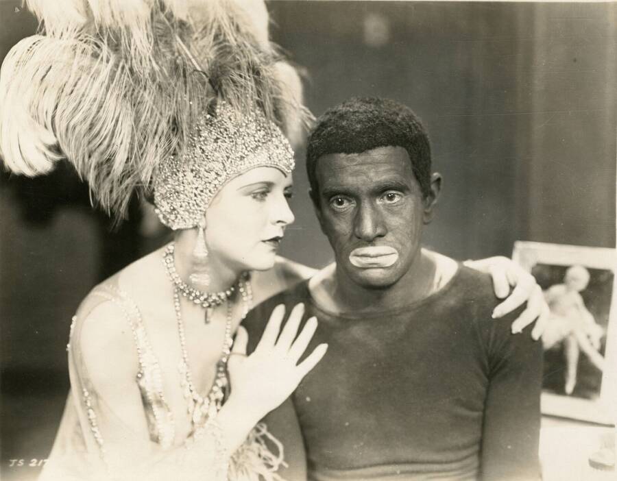 Still from the American drama film The Jazz Singer (1927).
Subjects (LCTGM): motion pictures, actors, actresses