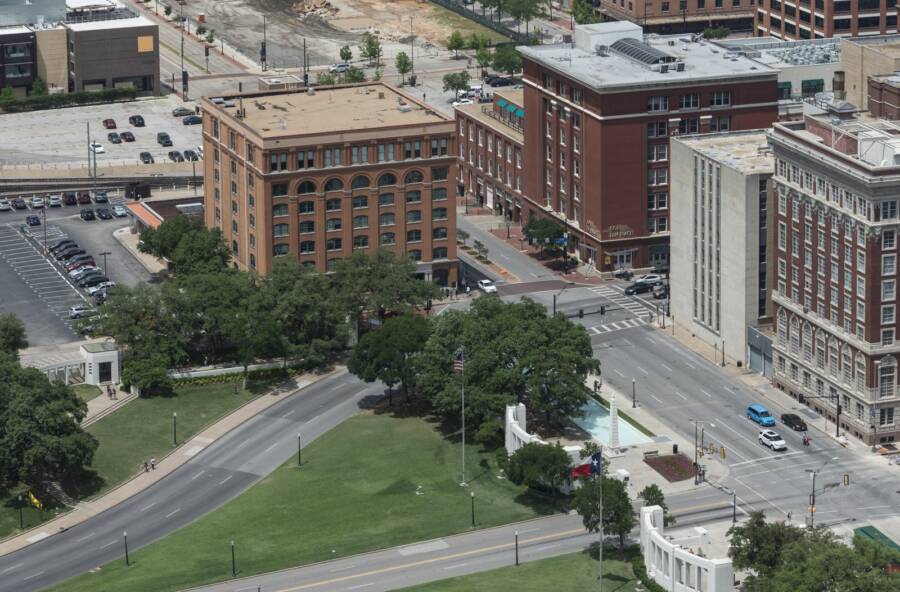Title: View, in 2014, of Dealey Plaza and the Texas School Book Depository in Dallas, Texas, where Lee Harvey Oswald, the presumptive assas